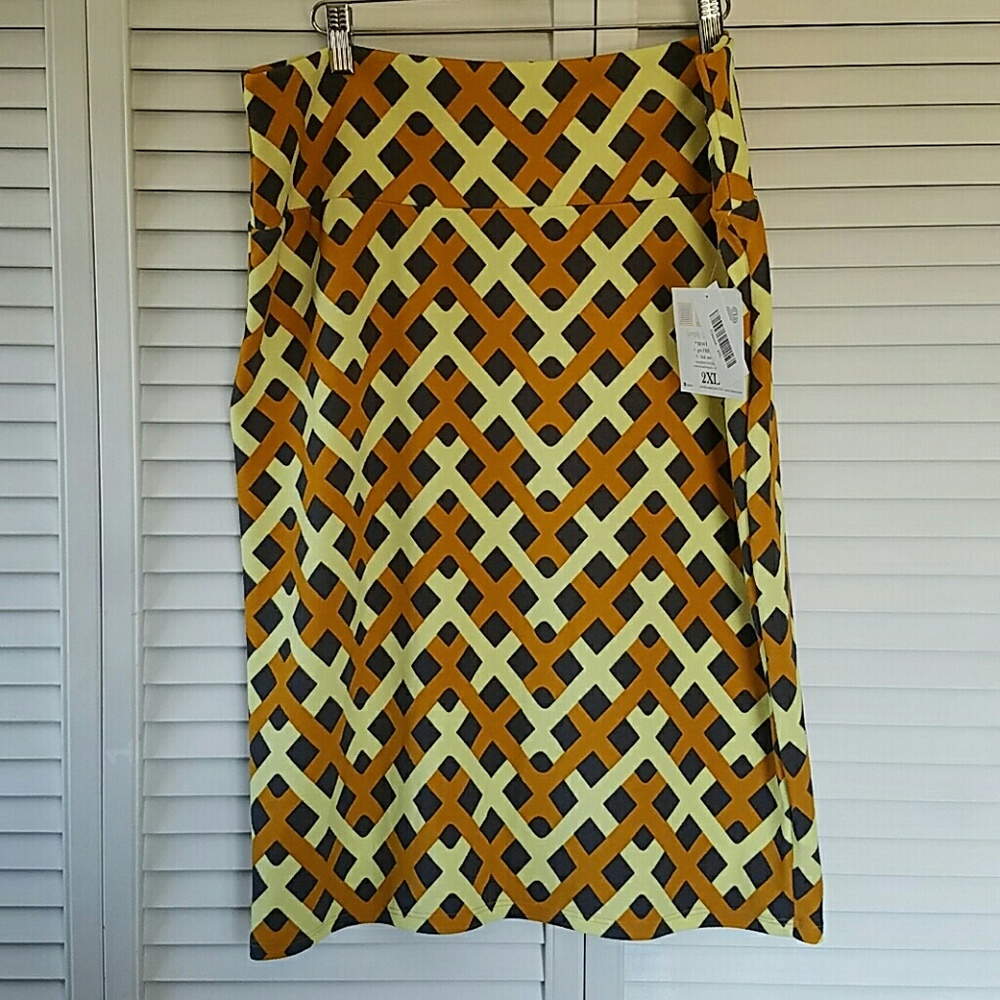 NWT LuLaRoe Cassie